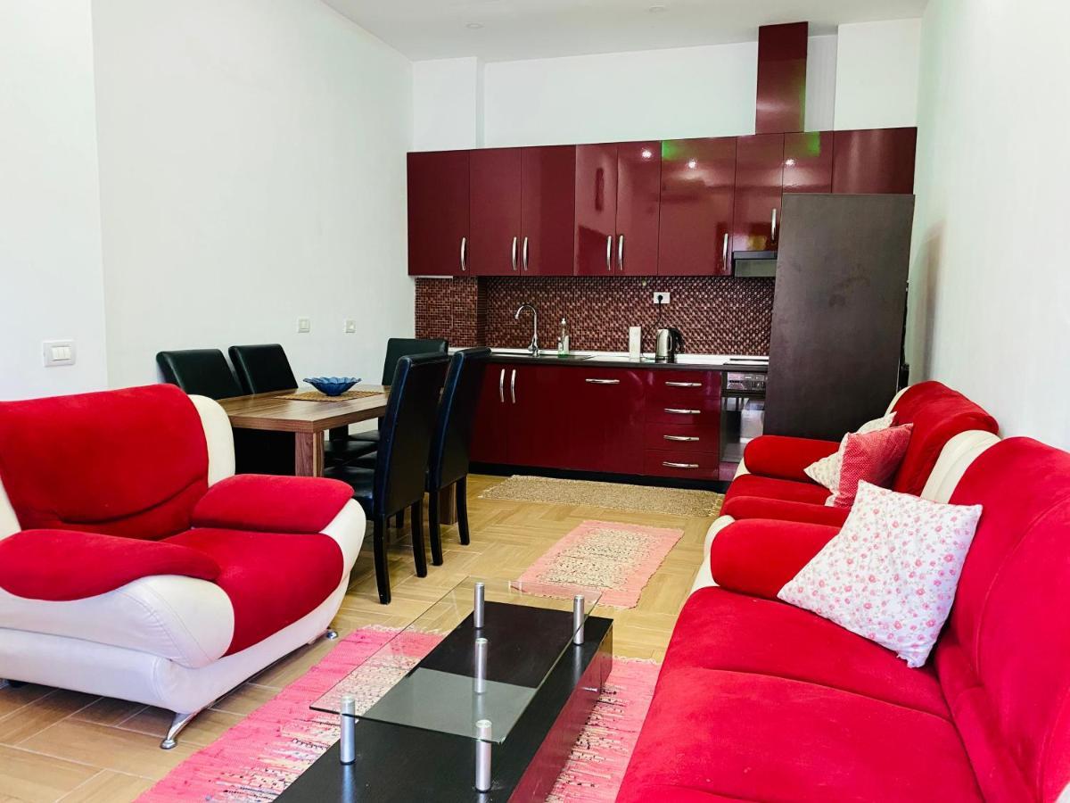 Lux Apartamento Golem (Tirana)